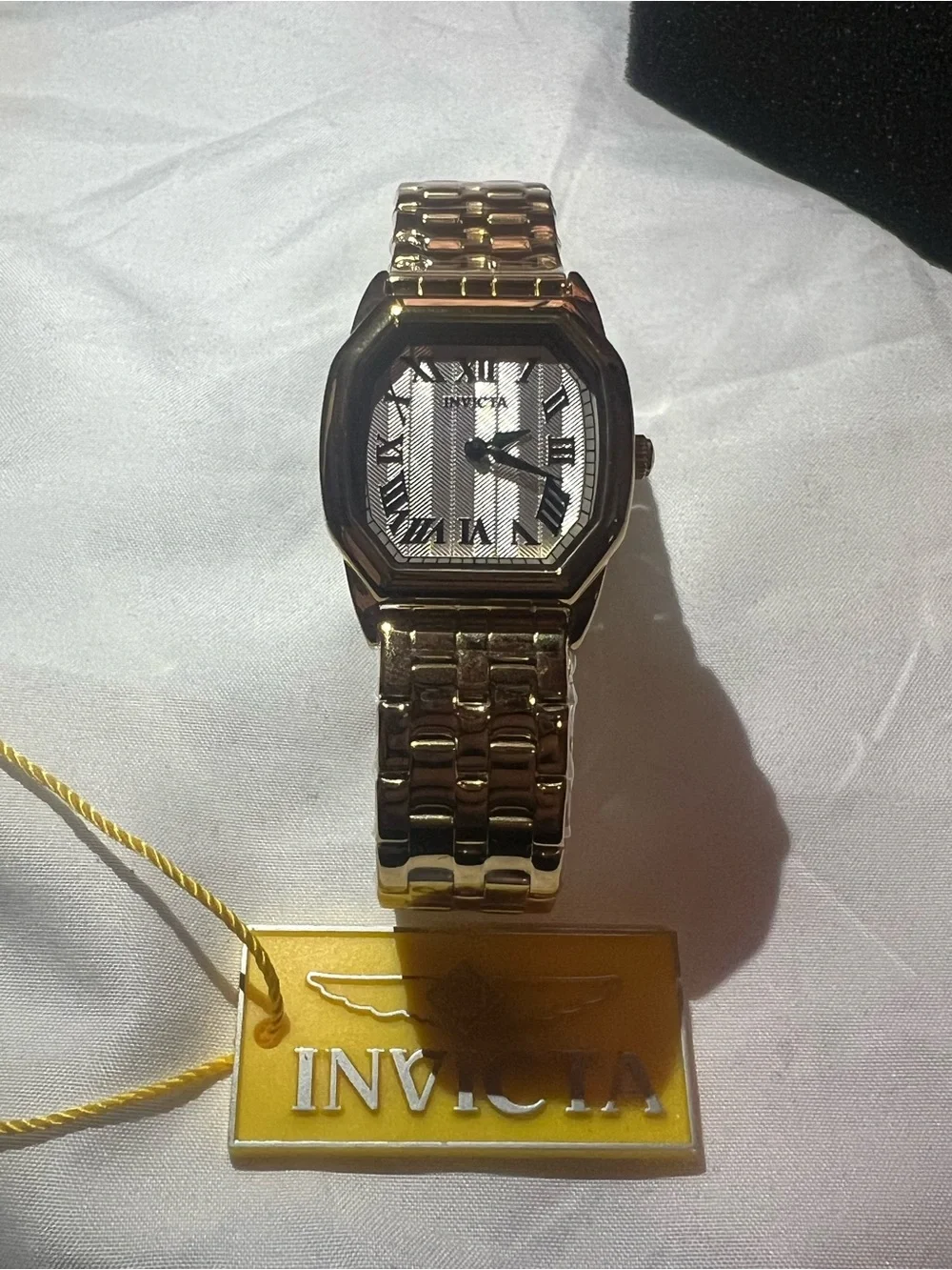 Invicta Wildflower 48959 Women’s Gold Tone Quartz Watch Silver Roman Dial – New